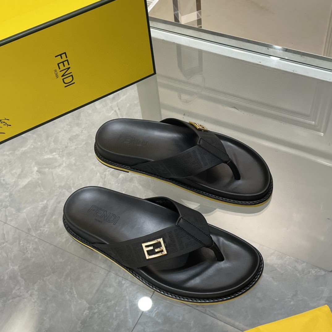 fendi slippers mens